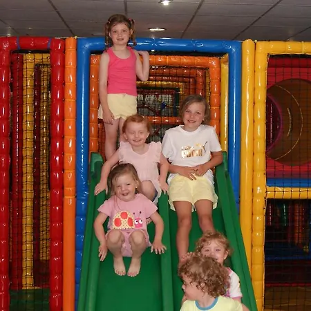 公寓式酒店 Whispering Sands 3*