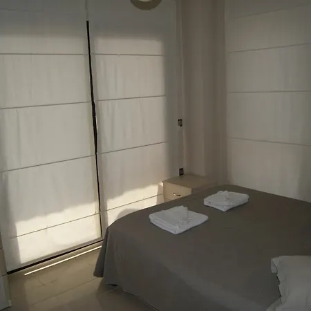 Whispering Sands 公寓式酒店 库萨达斯