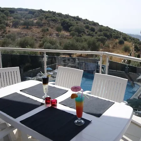 Hotel apartamentowy Whispering Sands Kusadası