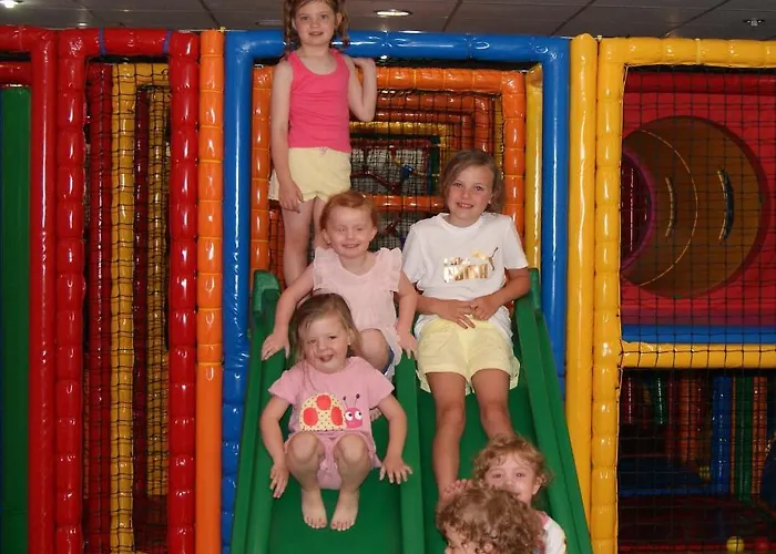 아파트호텔 Whispering Sands 3*