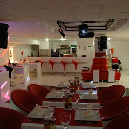 Whispering Sands Apartahotel Kusadasi