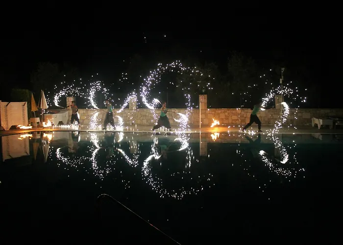 Whispering Sands Apart Otel Kuşadası